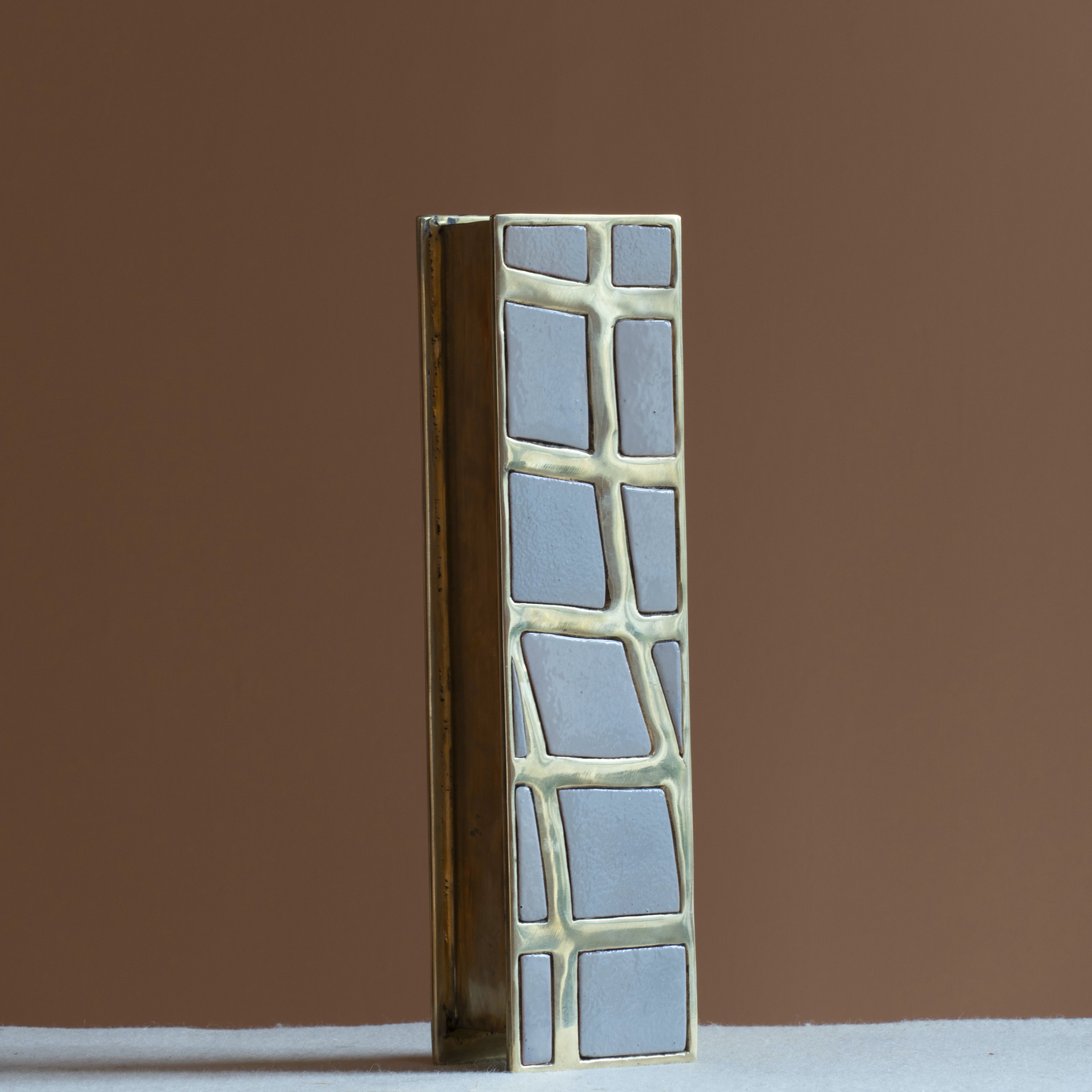 Lahar Vase (Tall) image number 3